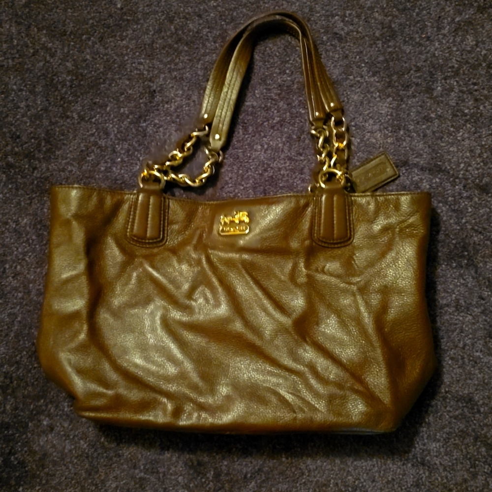 Womena authentic coach tote